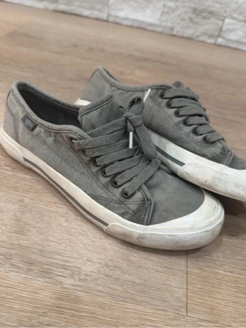 Rocket Dog Gray Canvas Espadrille Sneakers